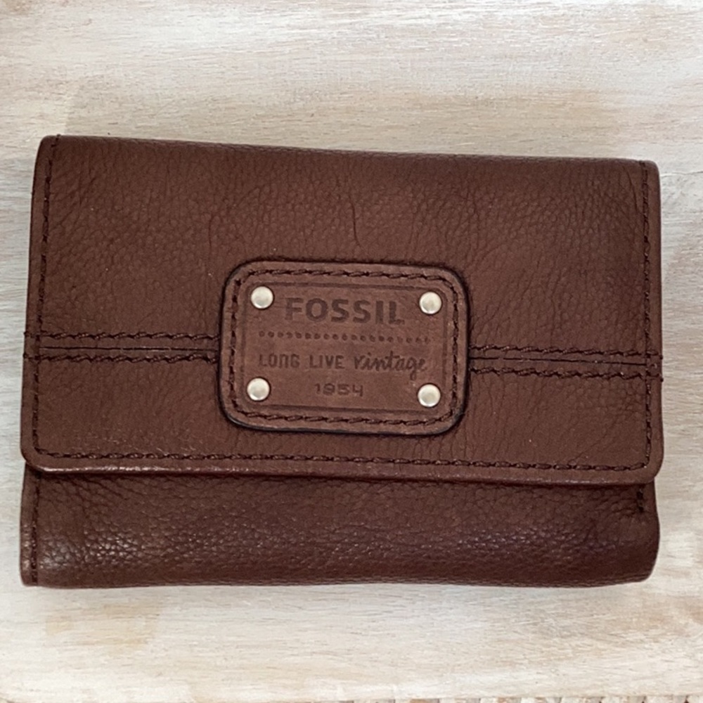 Fossil Vintage Brown cowhide Leather Wallet - Picture 2 of 16